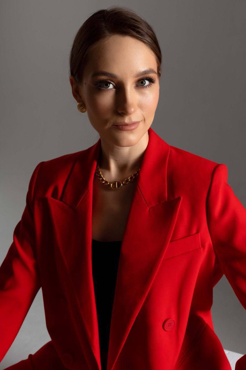 Алина Рязанова