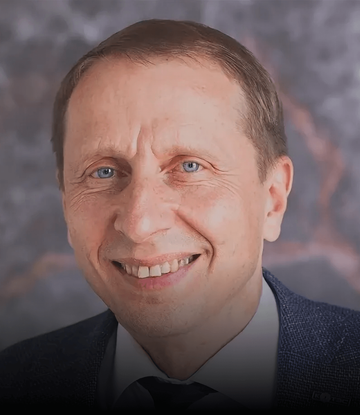 Дмитрий Серант