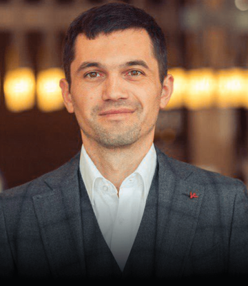 Борис Комендантов